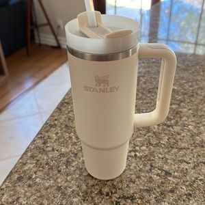 30oz Stanley Tumbler